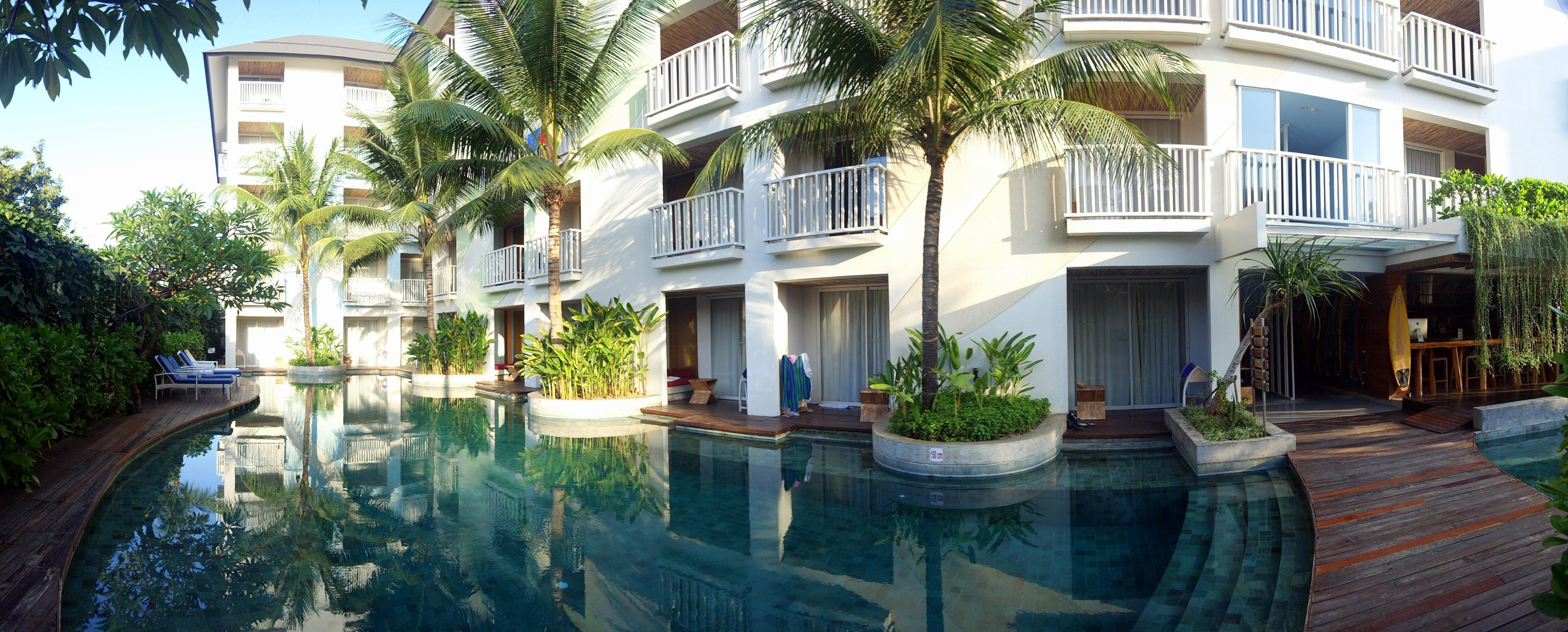 Bliss Surfer Hotel Legian Hotel 4*